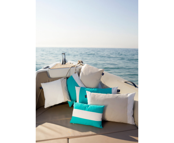 cushions_waterproof_acquasand_marinebusiness-1-600x840_1655972747-b8b99ec51207d80e26aa6ee3426817f7.jpg