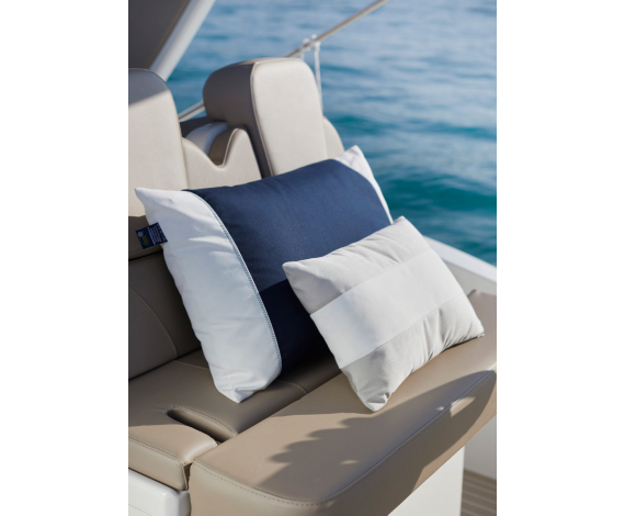 cushions_waterproof_bluesand_marinebusiness-1097x1536_1671190459-7b8e7864c4ccde995c594453ecf0af43.jpg