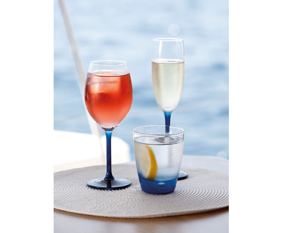 party_blue_glassware_marinebusiness-4_1691063022-d0cbd0e79df19eb4042ced8e35d7dfda.jpg