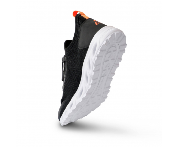 sneakers2_1756368155-893c20578eab7a035b1ce49ed1504aa0.jpg